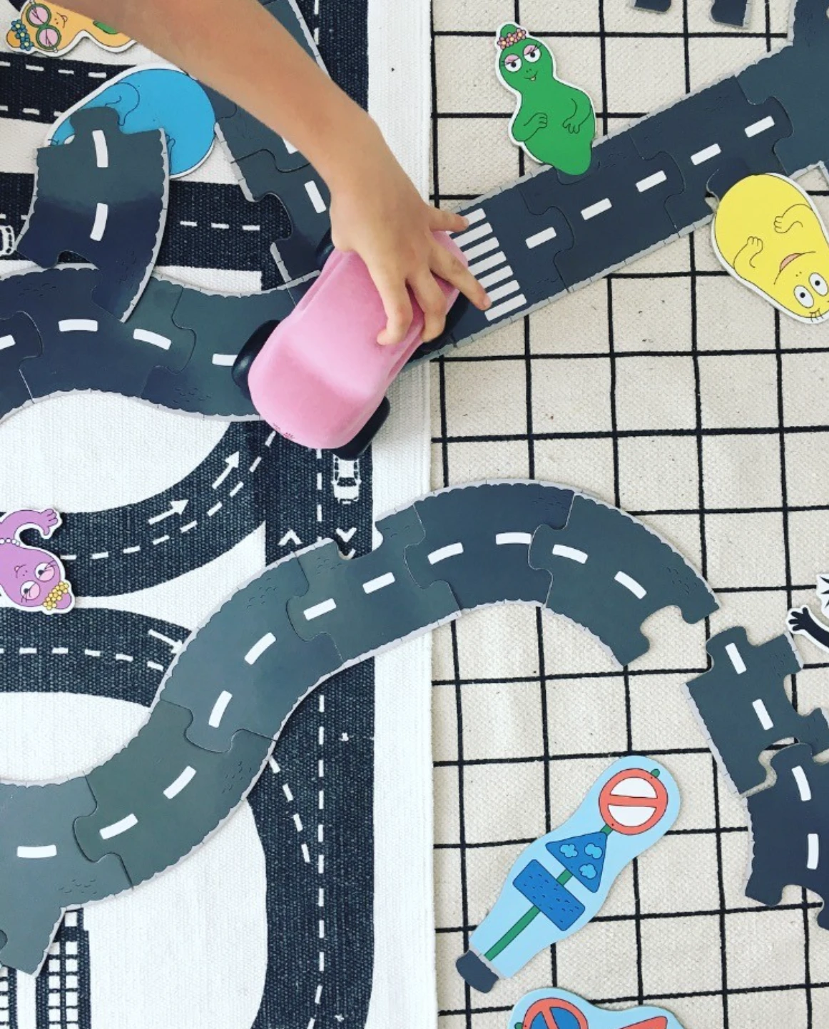 Barbapapa - Vloerpuzzel - 43 Stukjes 6 Barbapapa - Vloerpuzzel - 43 Stukjes - Afbeelding 4