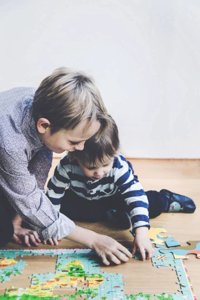 Djeco Meer Dan Een Wereldkaart - Puzzel Van 200 Stukjes 4 Djeco Meer Dan Een Wereldkaart - Puzzel Van 200 Stukjes - Afbeelding 2