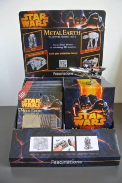 Metal Earth Star Wars C-3PO - GOLD - 3D-puzzel In Goud -Puzzelwinkel metal earth star wars c 3po gold 3d puzzel in goud 2